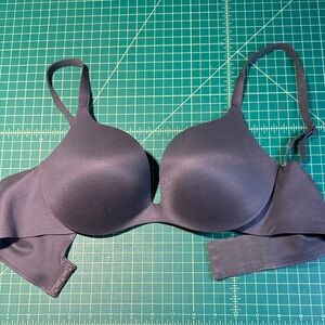 Ambrielle Women's Bra